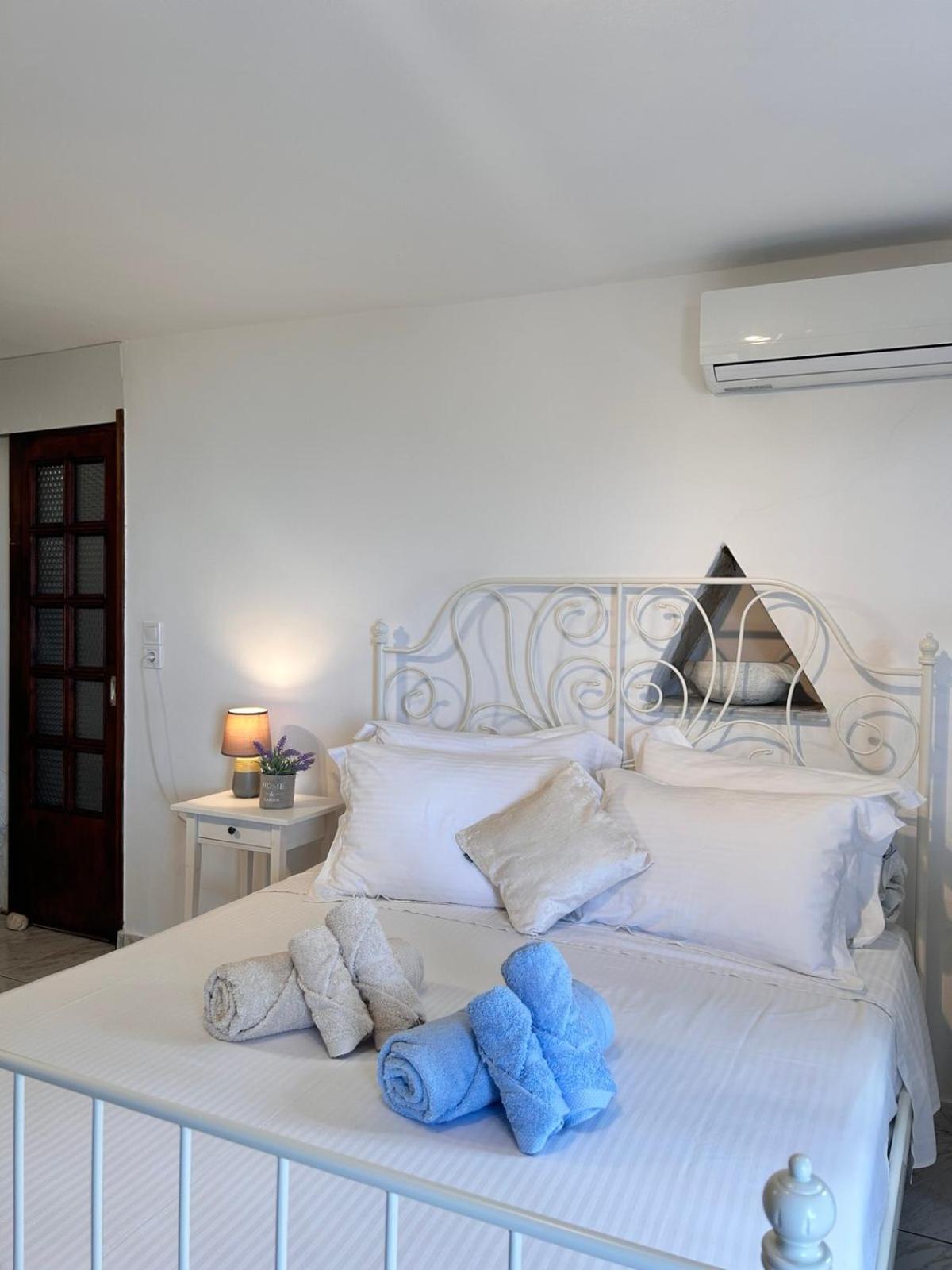 Grandpa Simos' Traditional Guest House Agios Romanos المظهر الخارجي الصورة